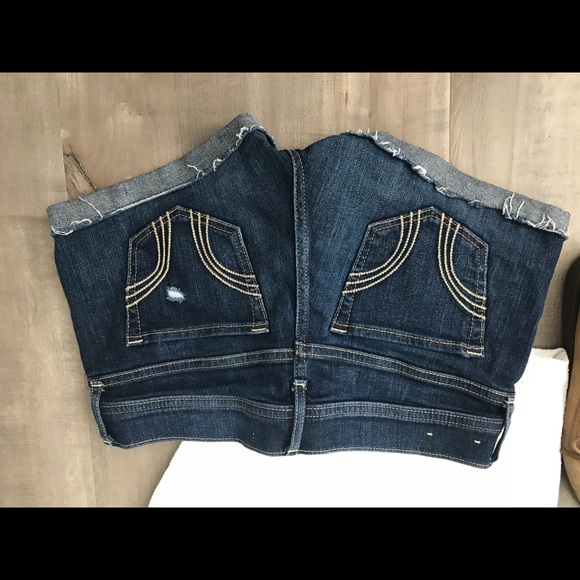 Shorts - Picture 3 of 3